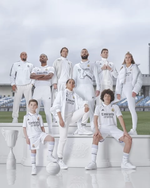 Real Madrid Fodboldsæt Børn 2022-23 Valverde 15 Hjemmebanetrøje